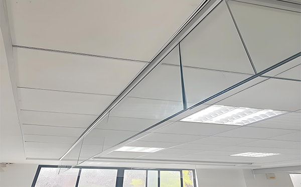 利通玻璃挡烟垂壁