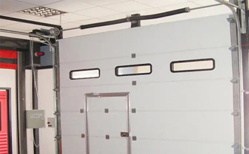 利通工业提升门的安装方法