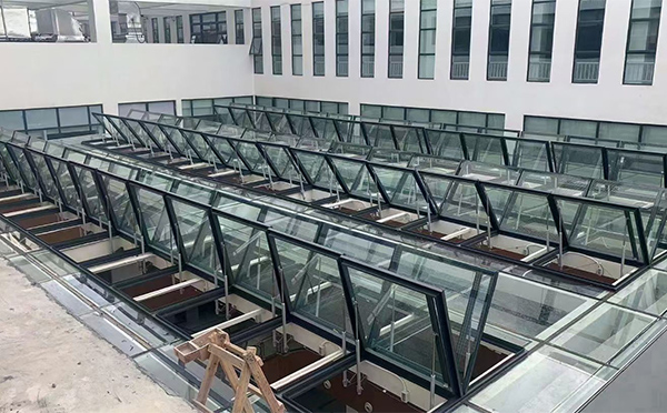 百安科技有限公司近期利通排烟窗项目案例分享 百安科技有限公司近期利通排烟窗项目案例分享